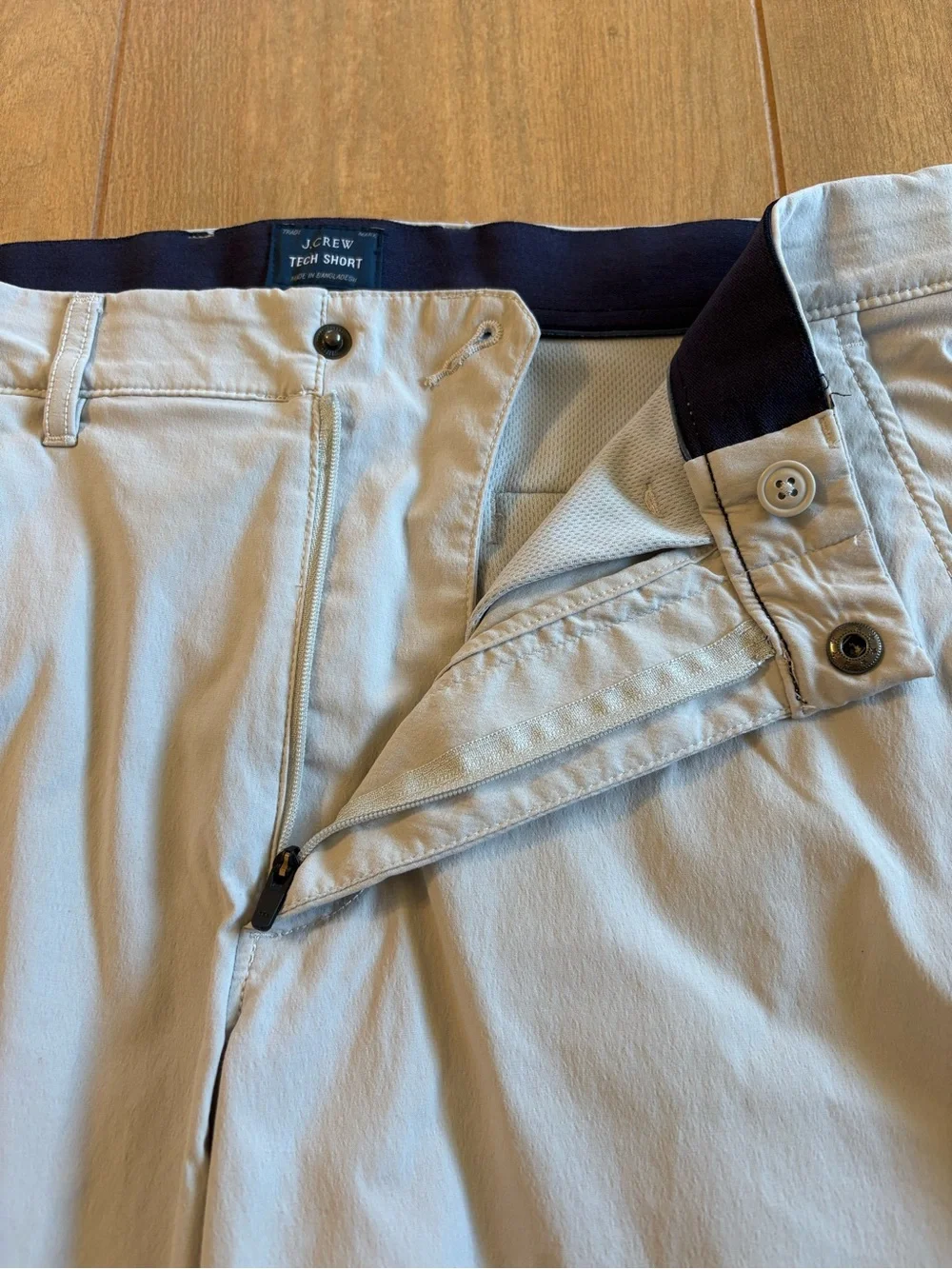 J.Crew Tech Shorts 32 Beige Performance Stretch Golf Casual Travel Lightweight